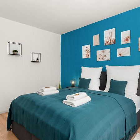 Free Living - City Design Apartments, Zentrum, Outlet, Balkon, Kueche Wolfsbourg Extérieur photo