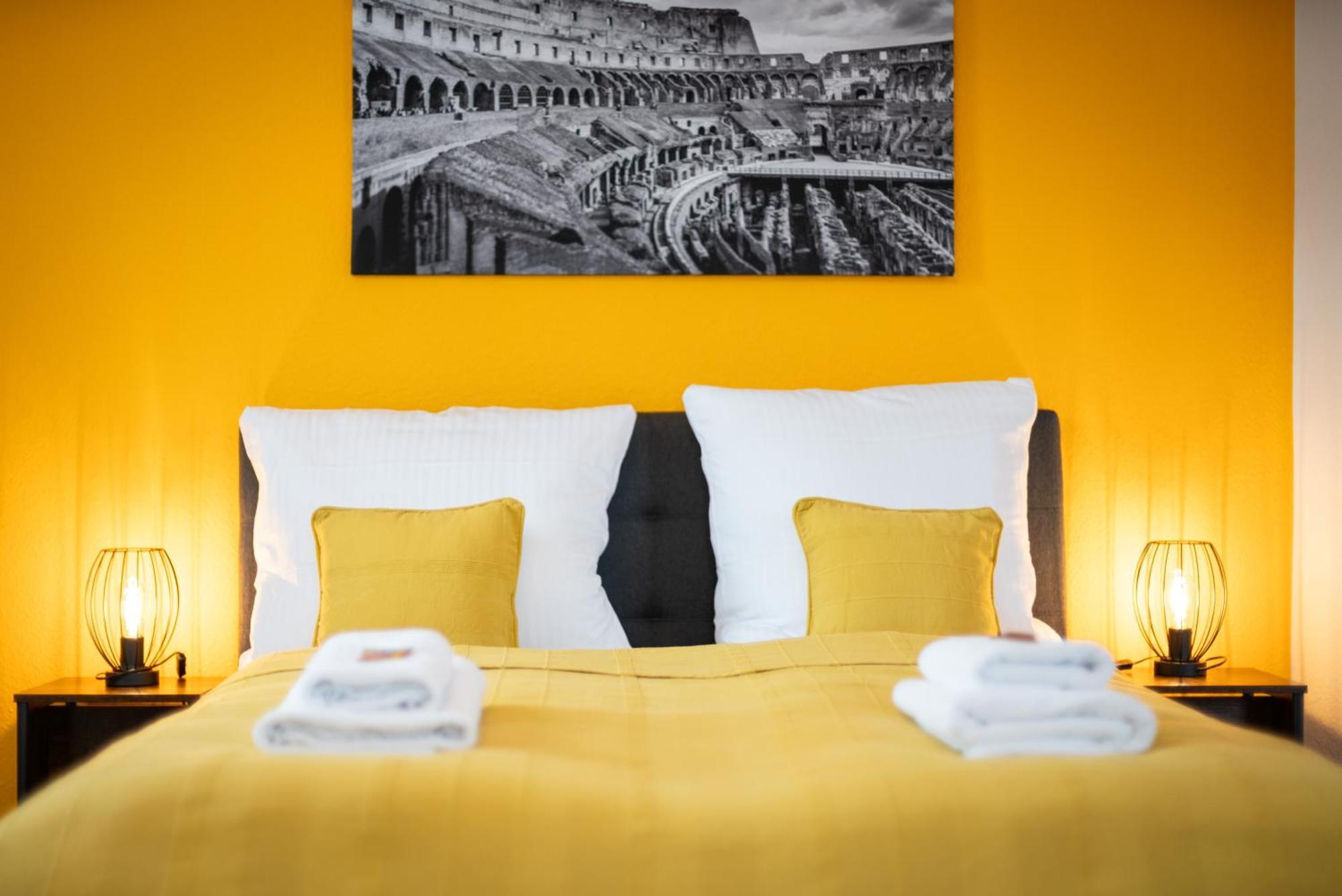 Free Living - City Design Apartments, Zentrum, Outlet, Balkon, Kueche Wolfsbourg Extérieur photo
