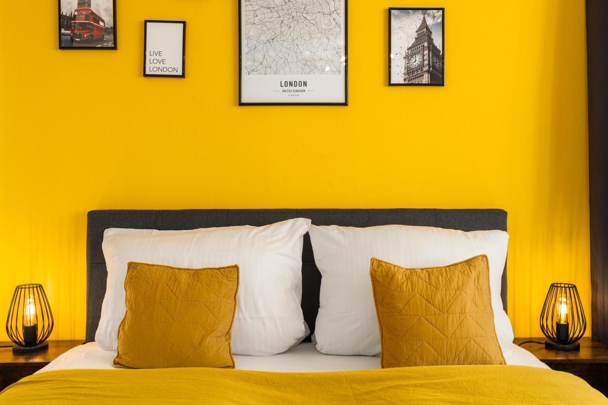 Free Living - City Design Apartments, Zentrum, Outlet, Balkon, Kueche Wolfsbourg Extérieur photo