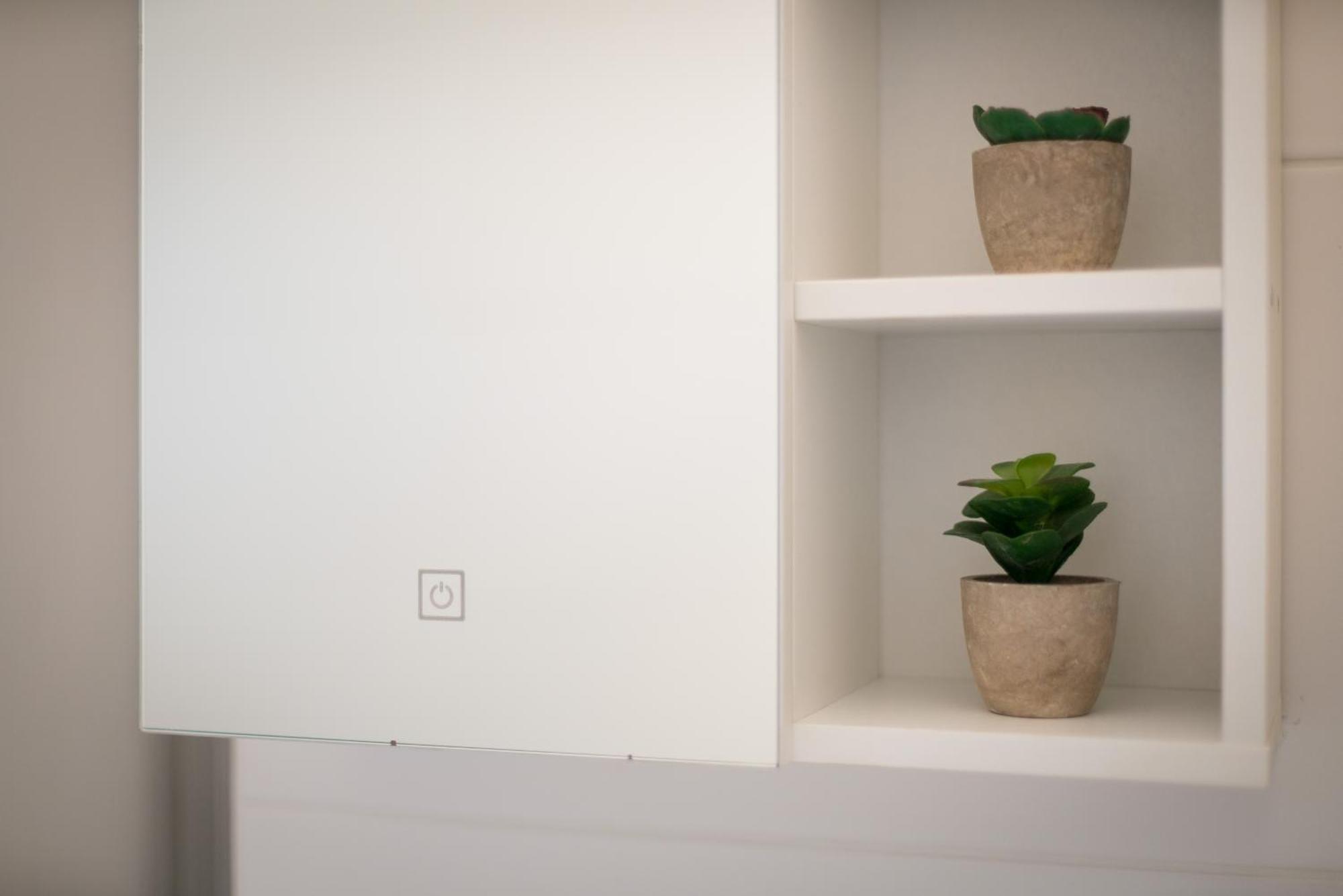 Free Living - City Design Apartments, Zentrum, Outlet, Balkon, Kueche Wolfsbourg Extérieur photo