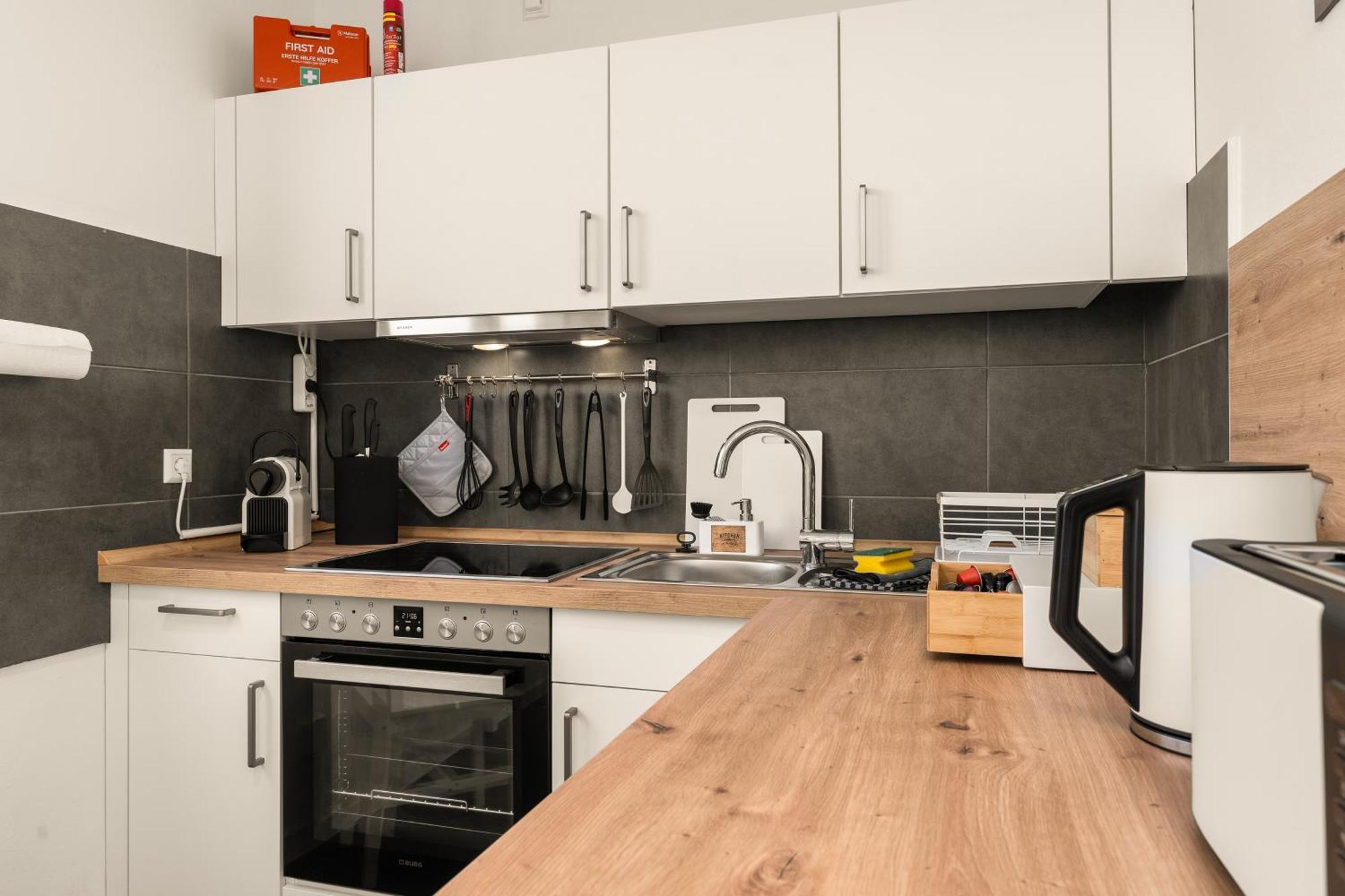 Free Living - City Design Apartments, Zentrum, Outlet, Balkon, Kueche Wolfsbourg Extérieur photo