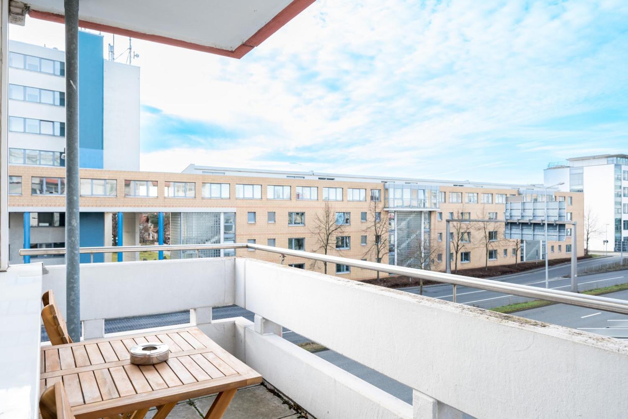 Free Living - City Design Apartments, Zentrum, Outlet, Balkon, Kueche Wolfsbourg Extérieur photo