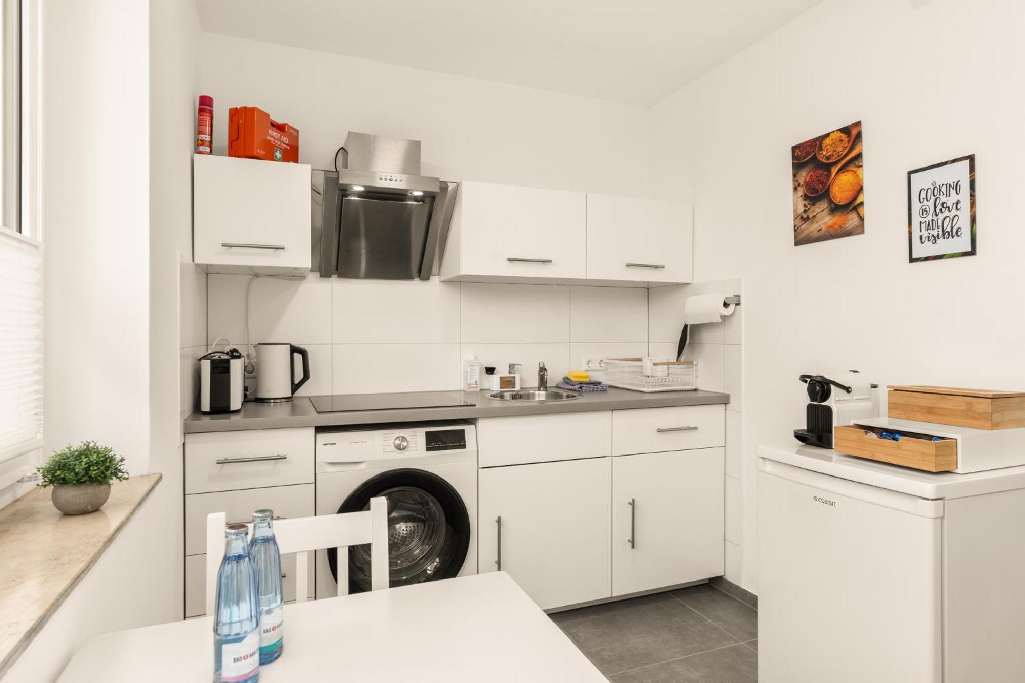 Free Living - City Design Apartments, Zentrum, Outlet, Balkon, Kueche Wolfsbourg Extérieur photo